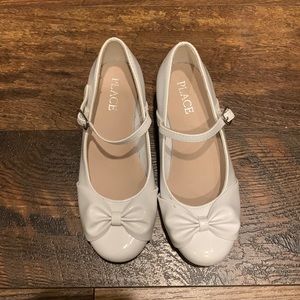 Girls white Children’s Place heels size 13